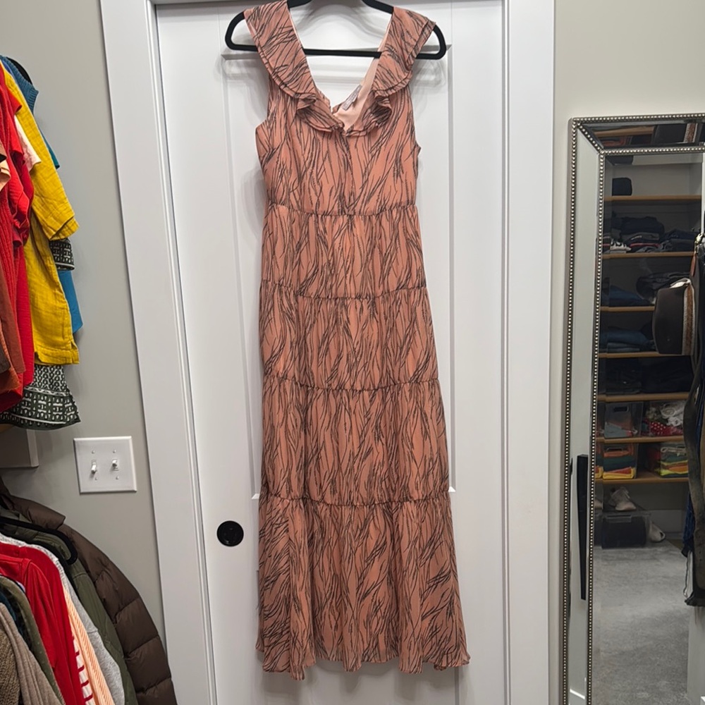 Elegant Peach Patterned Dress